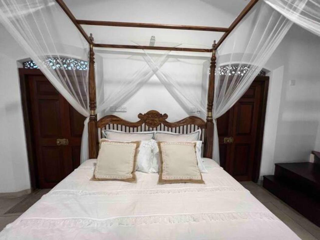 Wattala Villa- The Guardian Bungalow Buitenkant foto
